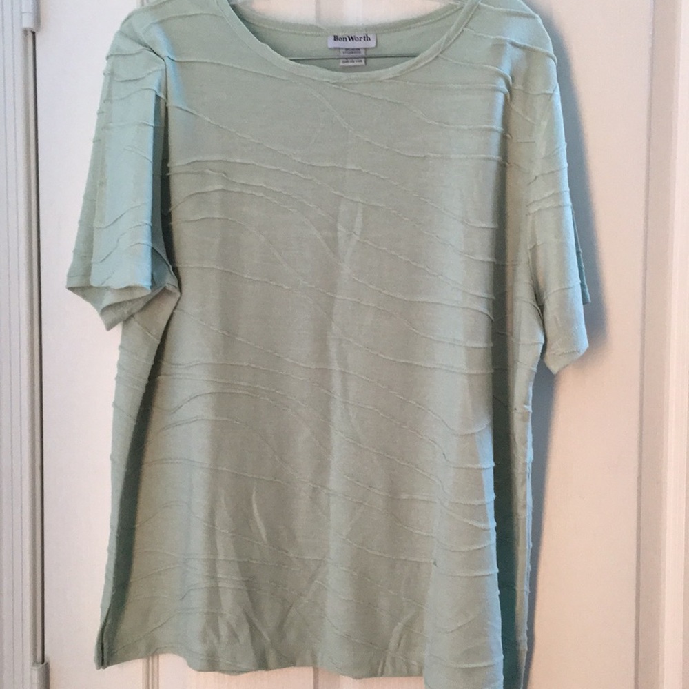 FINAL MARKDOWN Ladies bon worth tee petite large